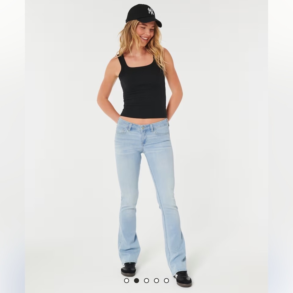NWT Hollister Low-Rise Light Wash Boot Jeans